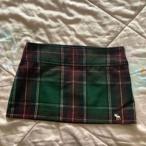 COPY - abercrombie and fitch green and red plaid skirt